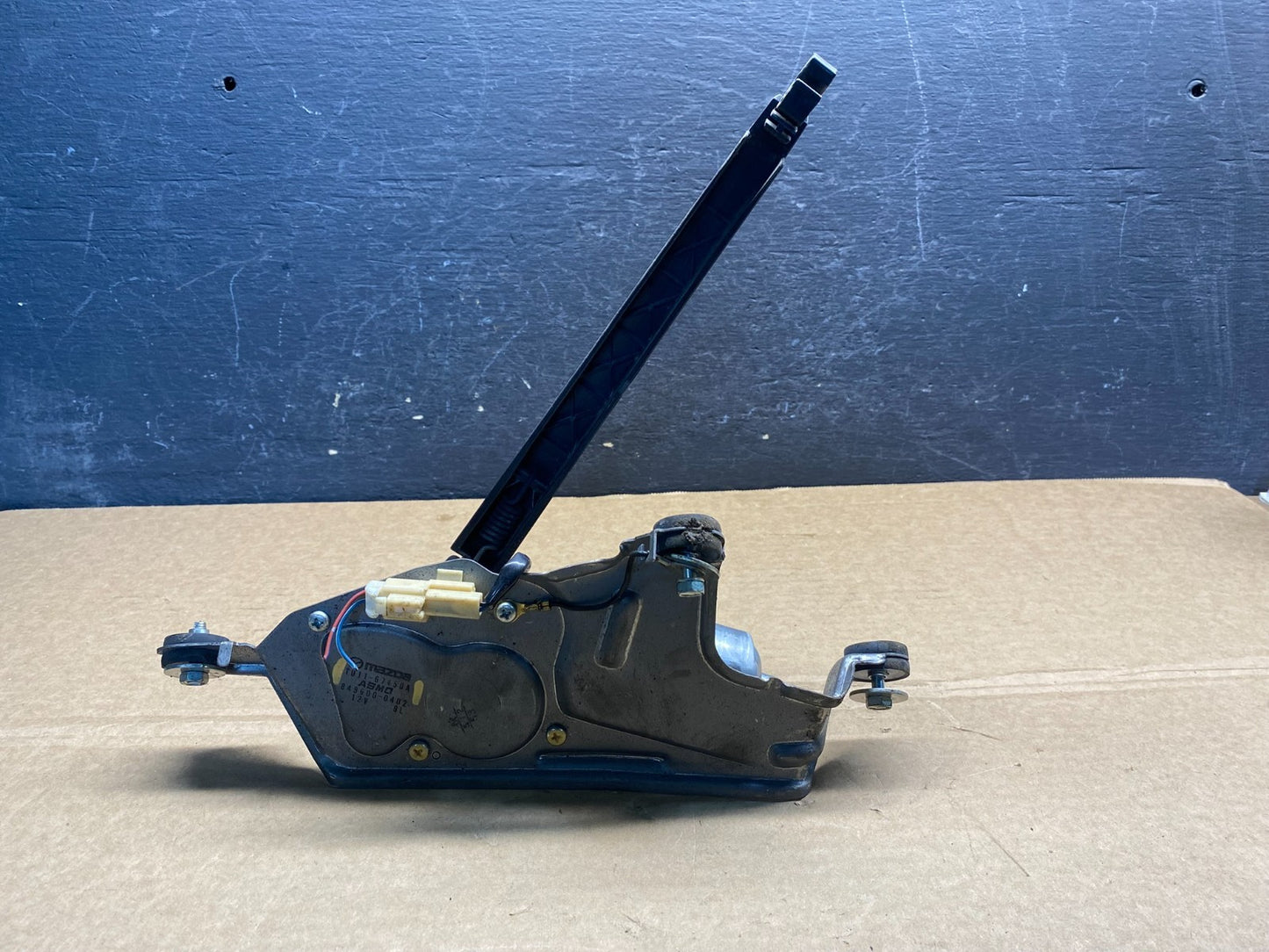 2007 to 2015 Mazda CX-9 CX9 Windshield Rear Wiper Motor af5342 DG6