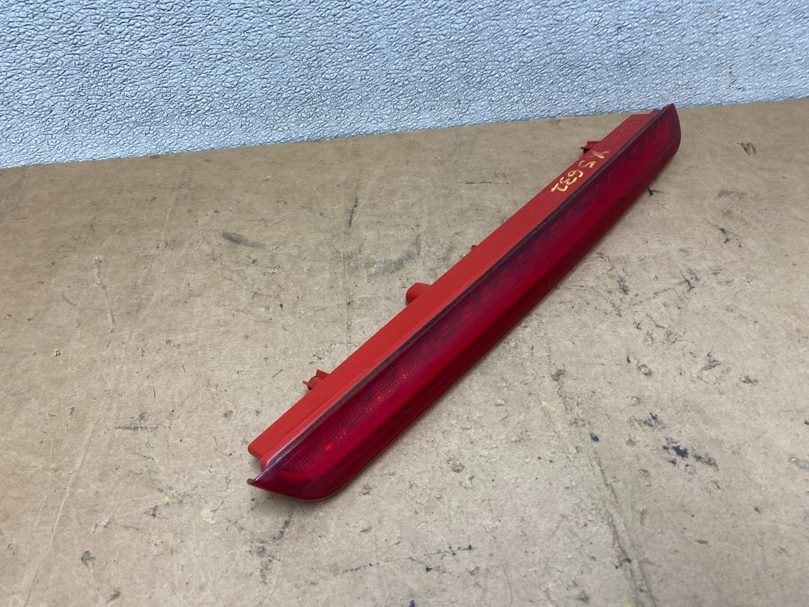 2007 - 2014 Tahoe LED Third Brake Light Tail Light X5632 DG2