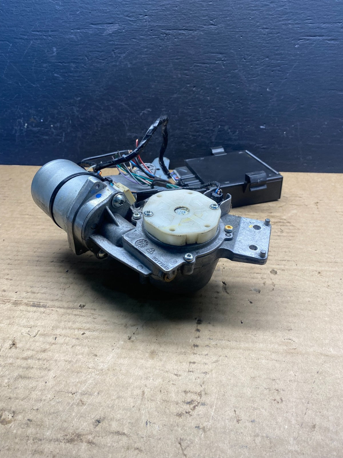 2009 2014 Buick Chevrolet GMC Liftgate Door Module Motor ac7994 DG2