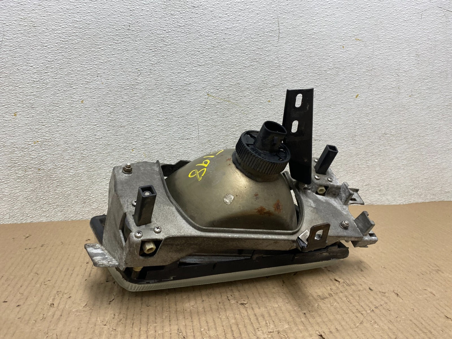 1991 to 1995 Alfa Romeo 164 Carello Left Driver LH Halogen Headlight L5198 DG5