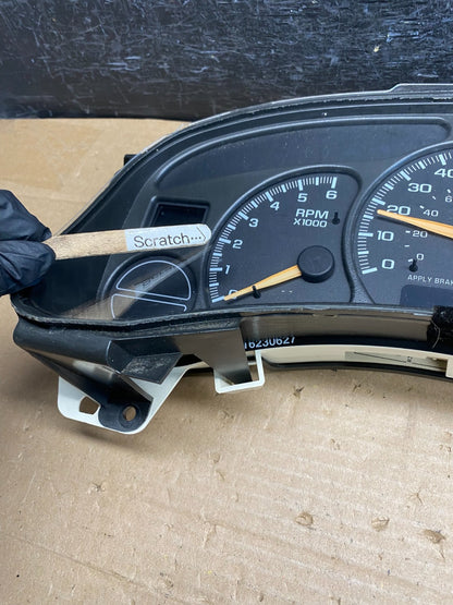 2002 GMC Yukon Speedometer Cluster Gauge AG6347 DG3