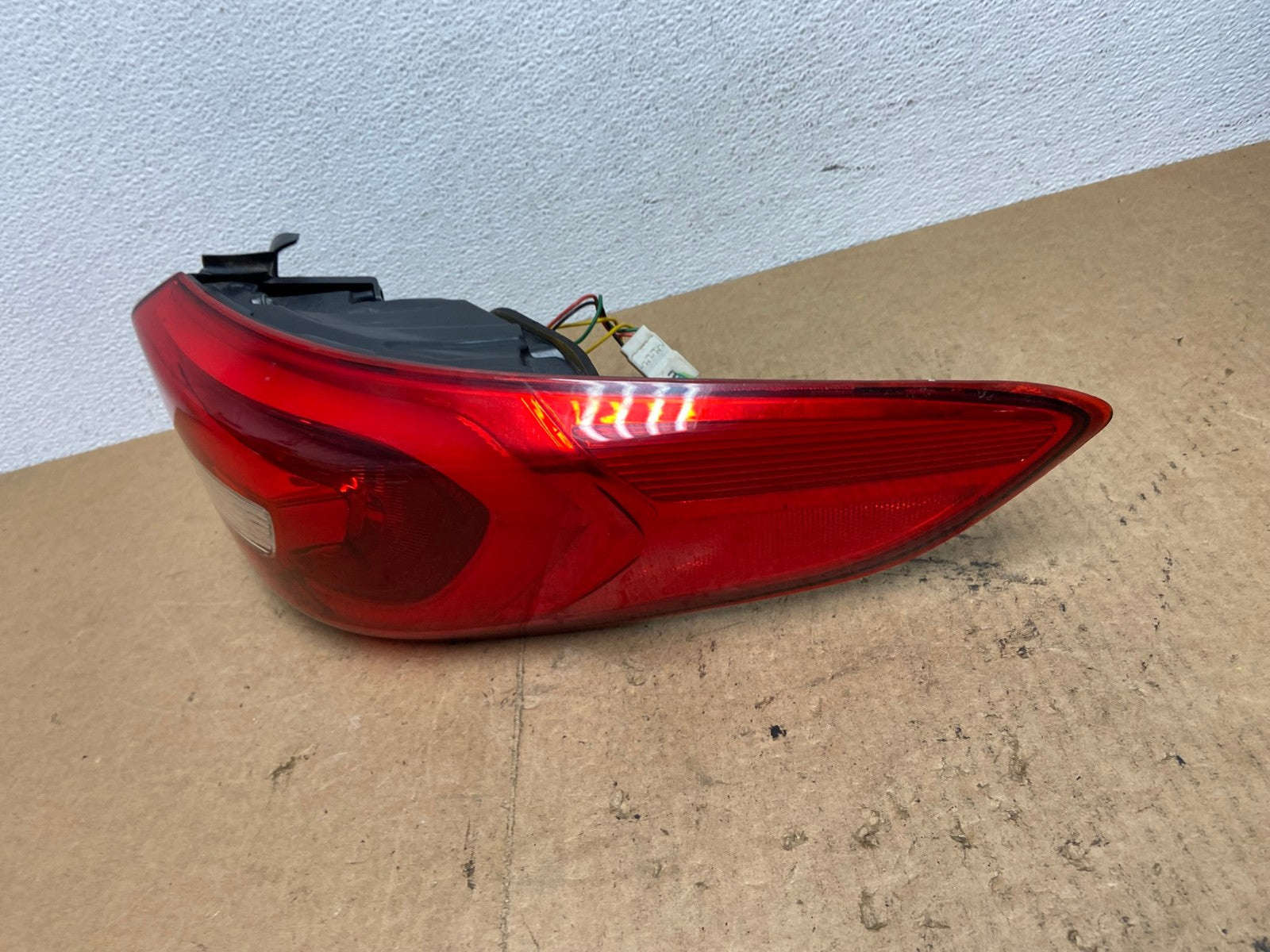 2015 2016 2017 Hyundai Sonata Right Passenger Rh Tail Light AC3495 LK1
