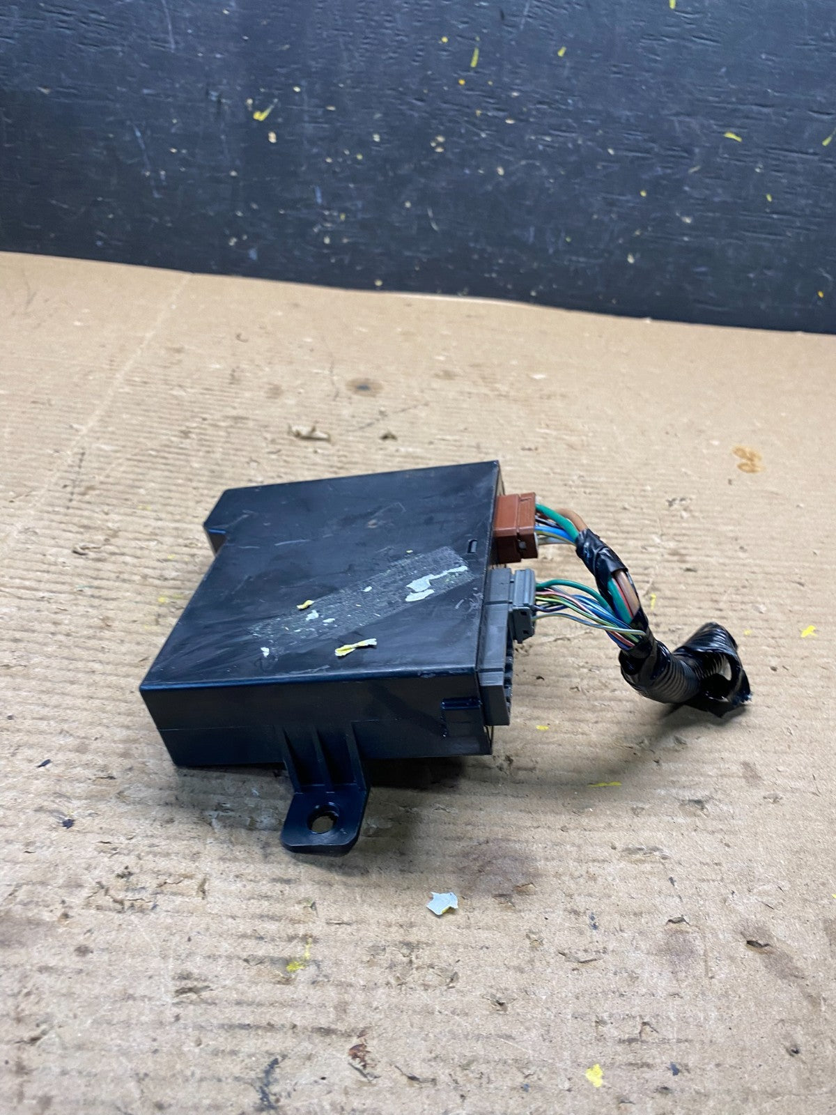 2008 - 2010 Honda Odyssey Rear Right Passenger Sliding Door Module R2638 DG4