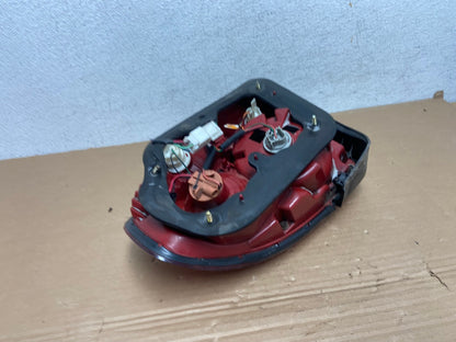 2002 to 2005 Hyundai Sonata Left Driver Lh Side Tail Light AD4186 LK4