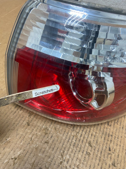 2007 to 2012 GMC Acadia Halogen Tail Light Right Passenger RH Side AE1186 LK3