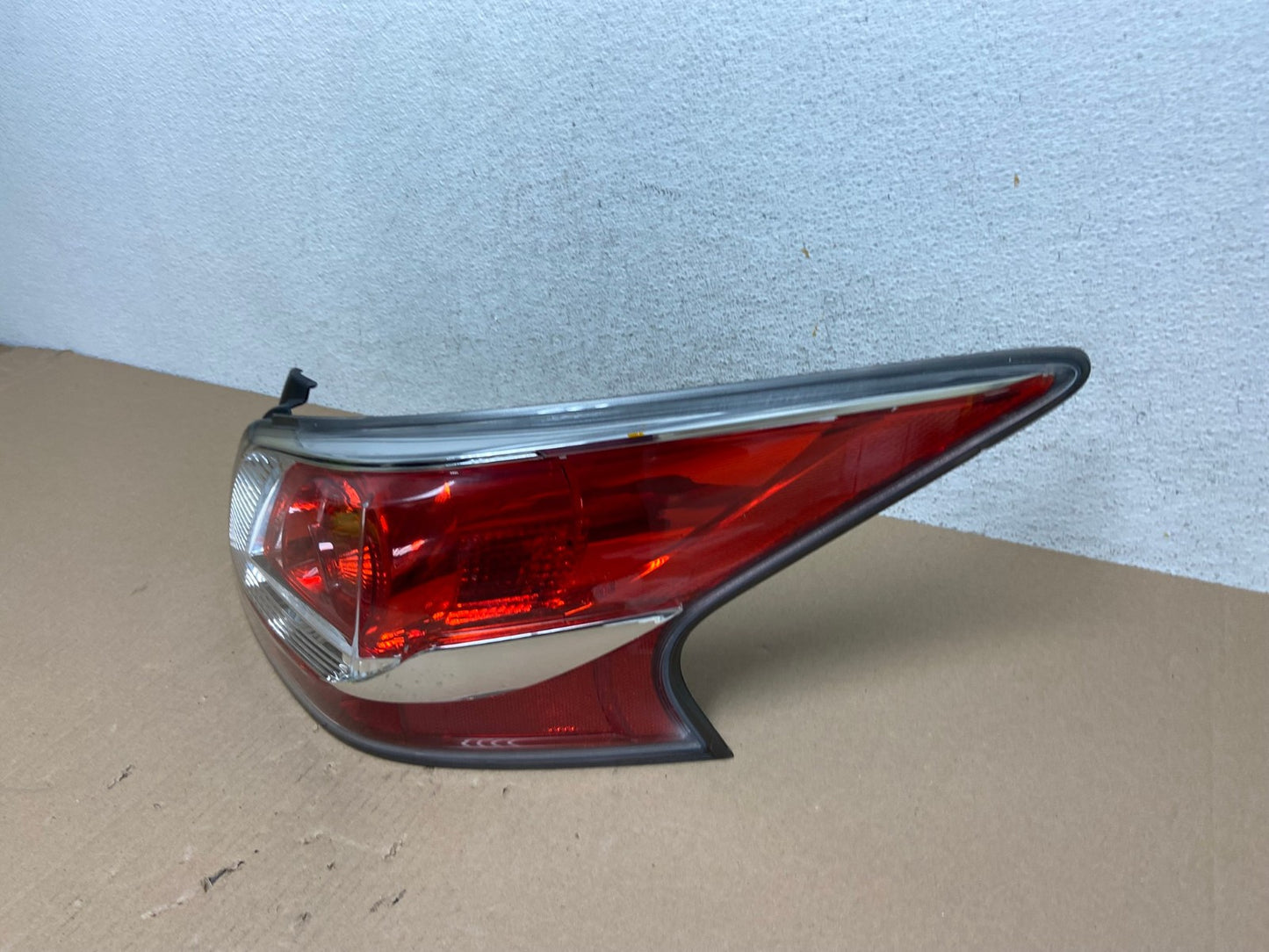 2013 2014 2015 Nissan Altima Right Passenger RH Side Tail Light AE7176 LK1