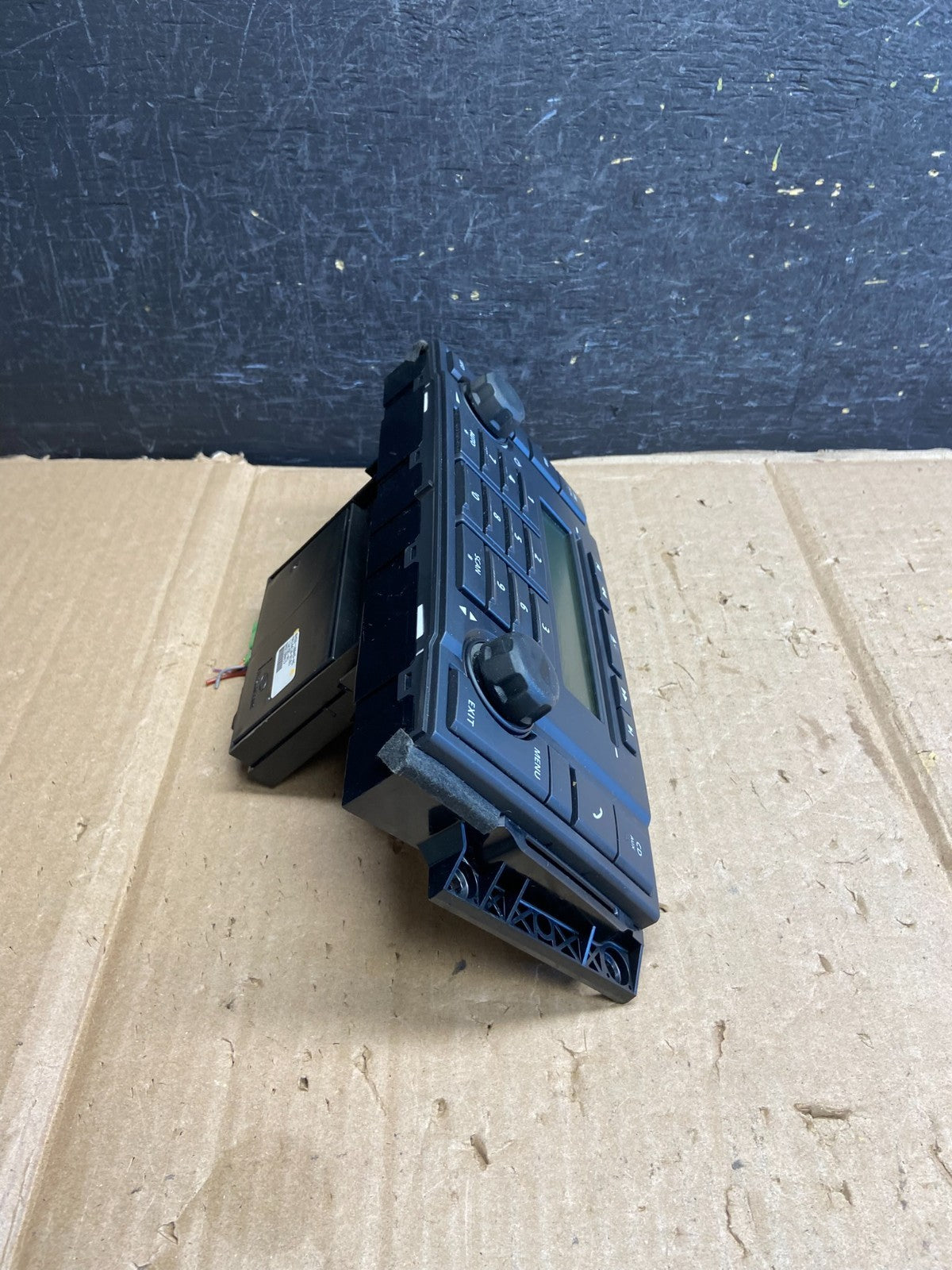 2008 2009 2010 Land Rover LR2 Stereo Radio Amplifier Unit Amp Module AI2760 DG2