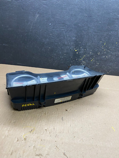2005 to 2009 Dodge Durango Speedometer Instrument Cluster Gauge T45704