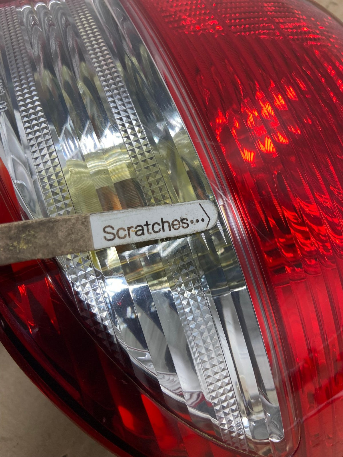 2002-2004 Infiniti i35 Right Passenger Rh Side Tail Light AF5917 LK3