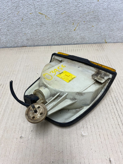 1986-1991 Mercedes W126 500SL 560SEL Left Driver Headlight Turn Signal o3956 DG10
