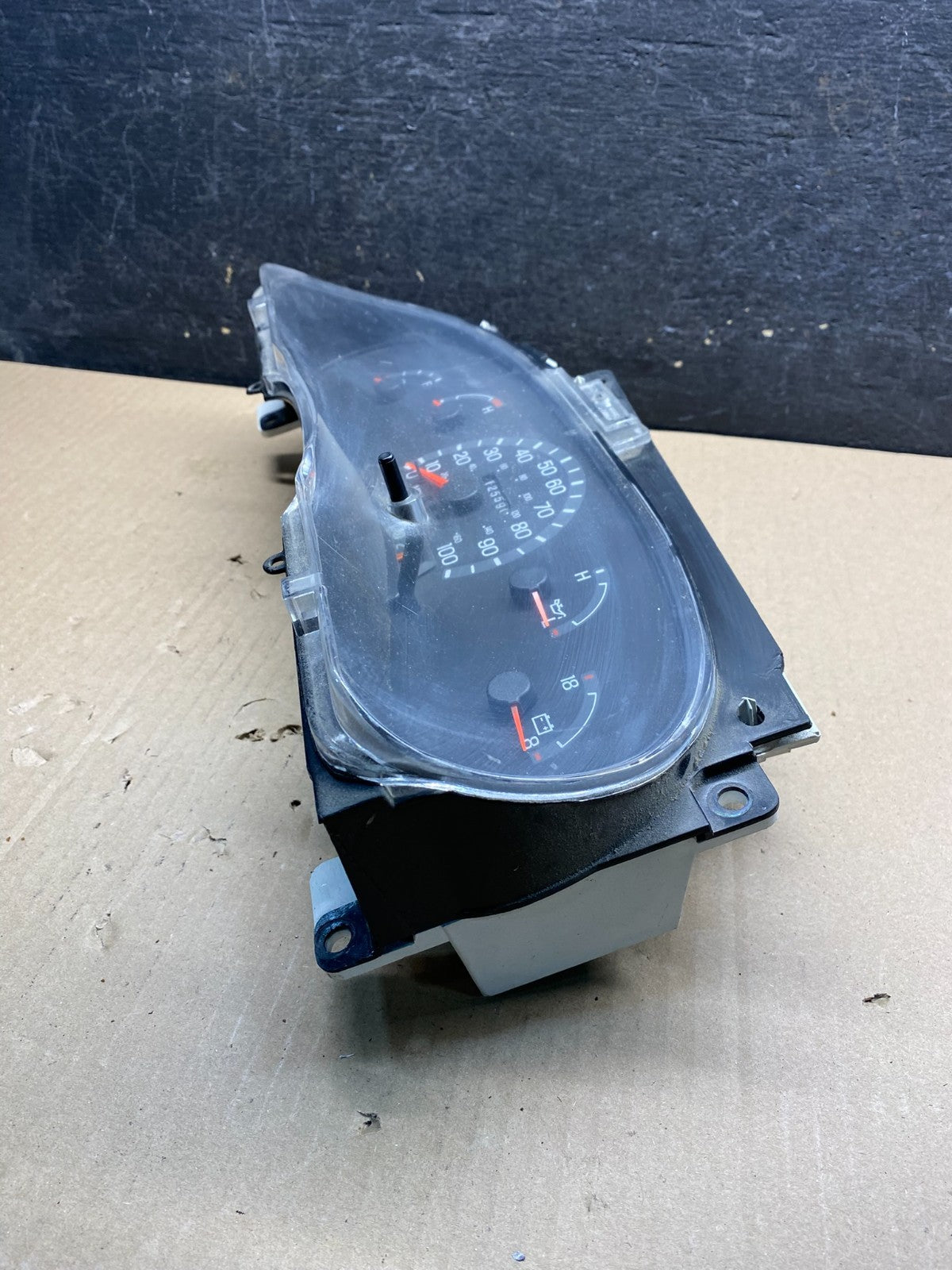2001-2002 Ford Econoline E250 E350 Van Speedometer Instrument Cluster aj0437 DG2