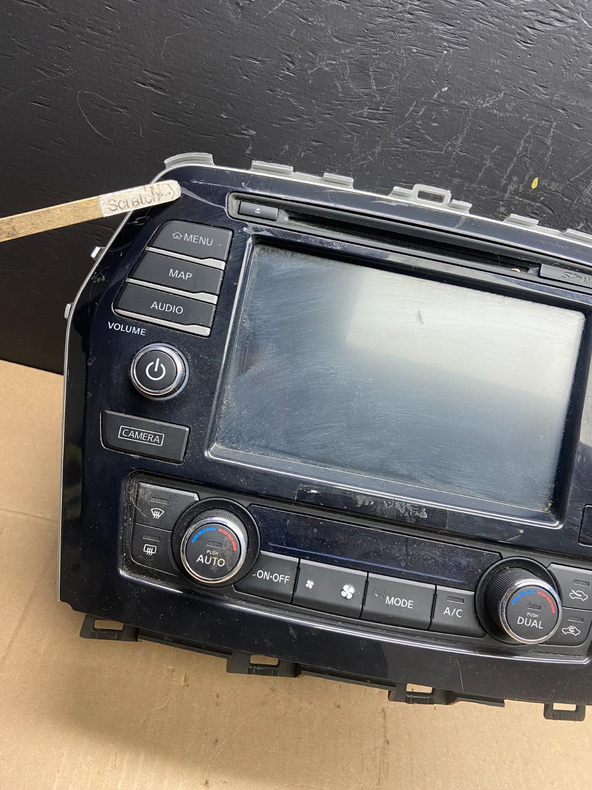 2016 2018 Nissan Maxima Radio Screen Display Panel Climate Control AB9368 DG1