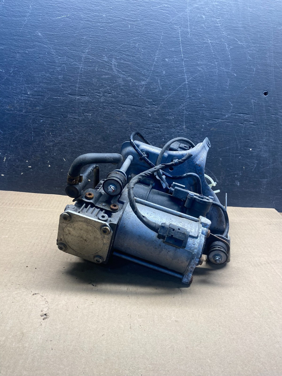 2014-2017 Mercedes S550 Airmatic Air Suspension Compressor Pump ah4752 DG5