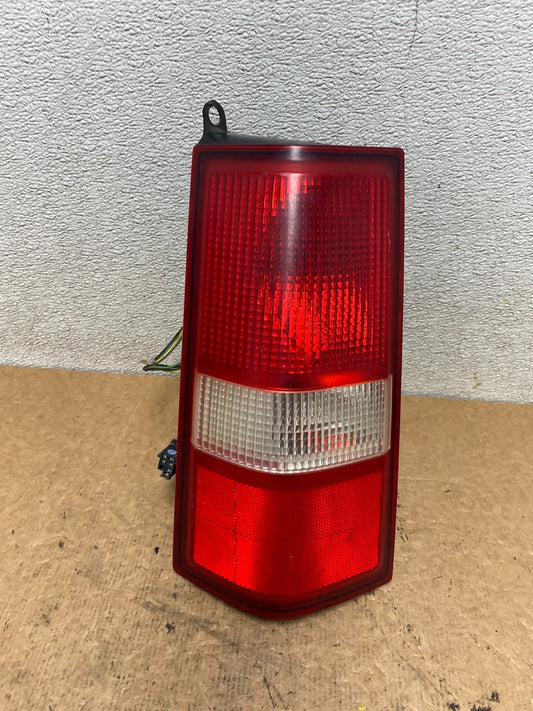 2003 to 2017 Chevrolet Express 1500 Left Driver Side Tail Light Oem S7019 DW0