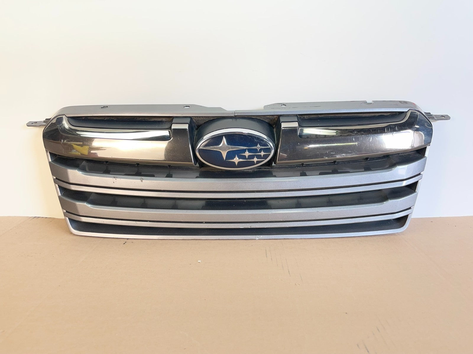 2013 to 2014 Subaru Legacy Outback Front Grill Grille AG0989 DG0