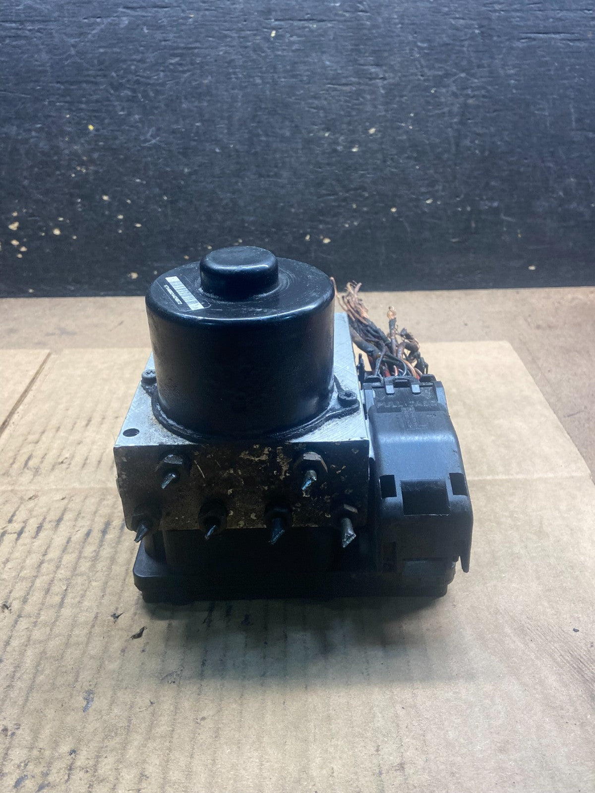 06-12 Mercedes R350,GL450,ML500 A2515452532 ABS AntiLock Brake Pump OEM Y4360 DG2
