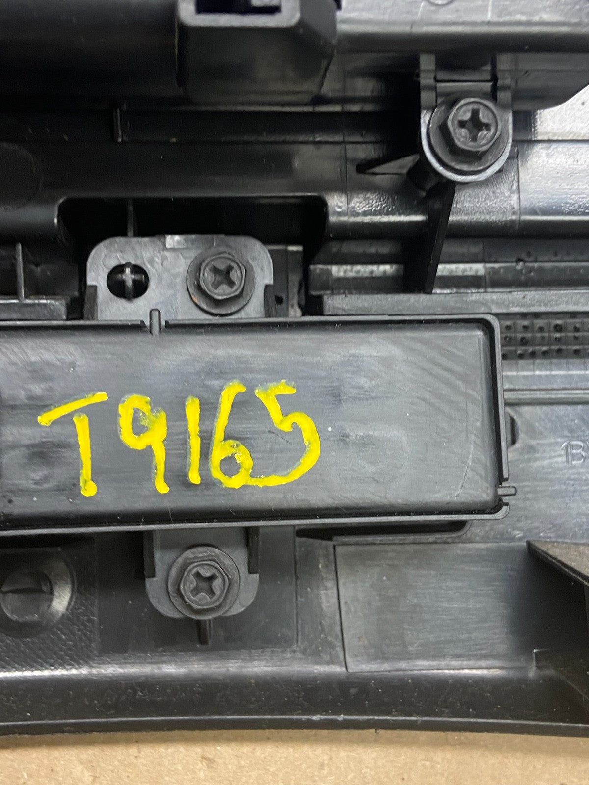 2008 to 2012 Jeep Liberty Dash Climate Temperature Control Radio Bezel t9165 DG6