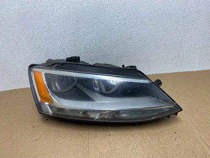 2011 to 2014 Volkswagen Jetta Right Passenger RH Headlight Halogen AC5728 DW0