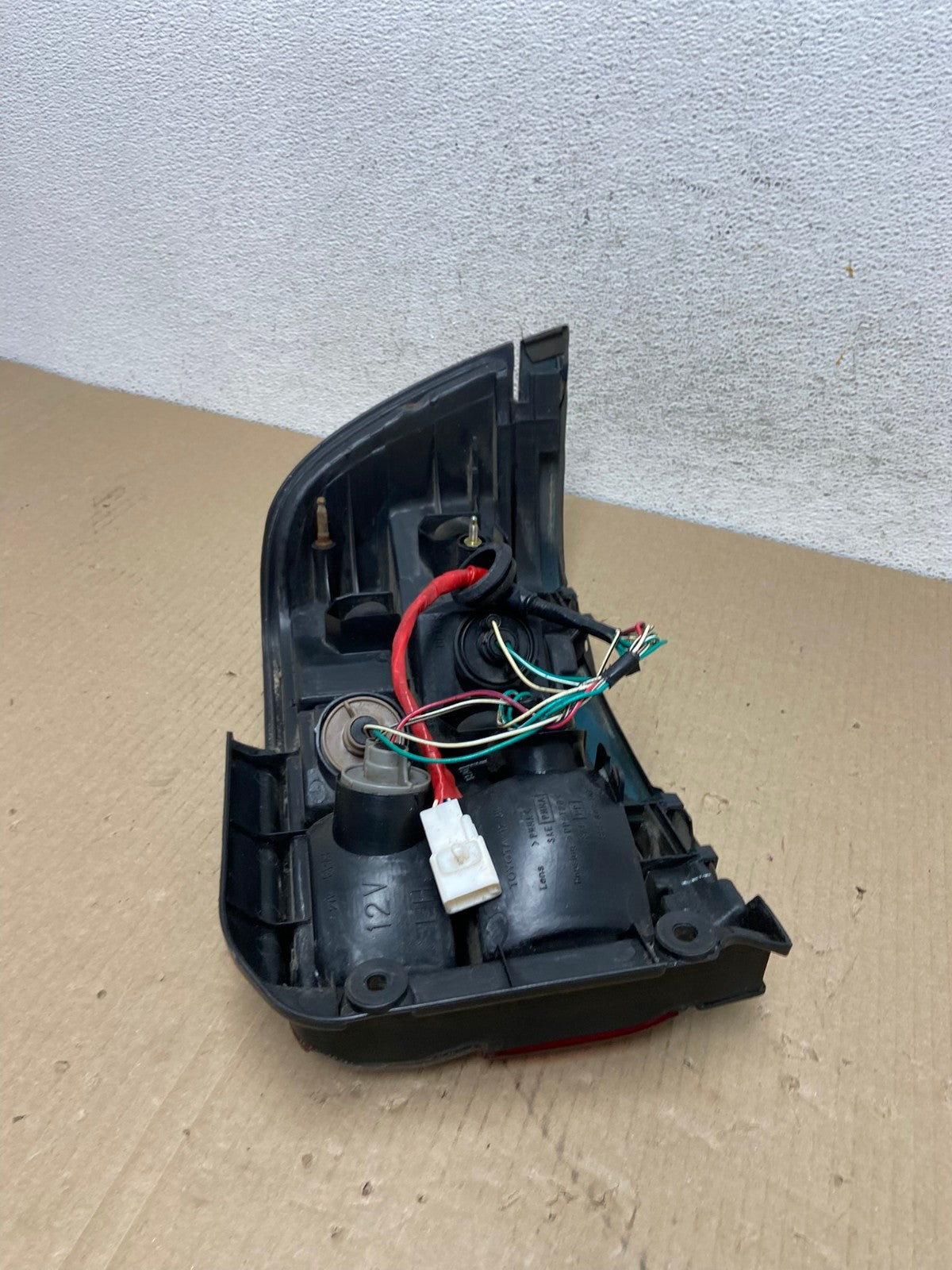 1996 to 1997 Toyota Corolla Left Driver Lh Side Tail Light AE9515 LK6