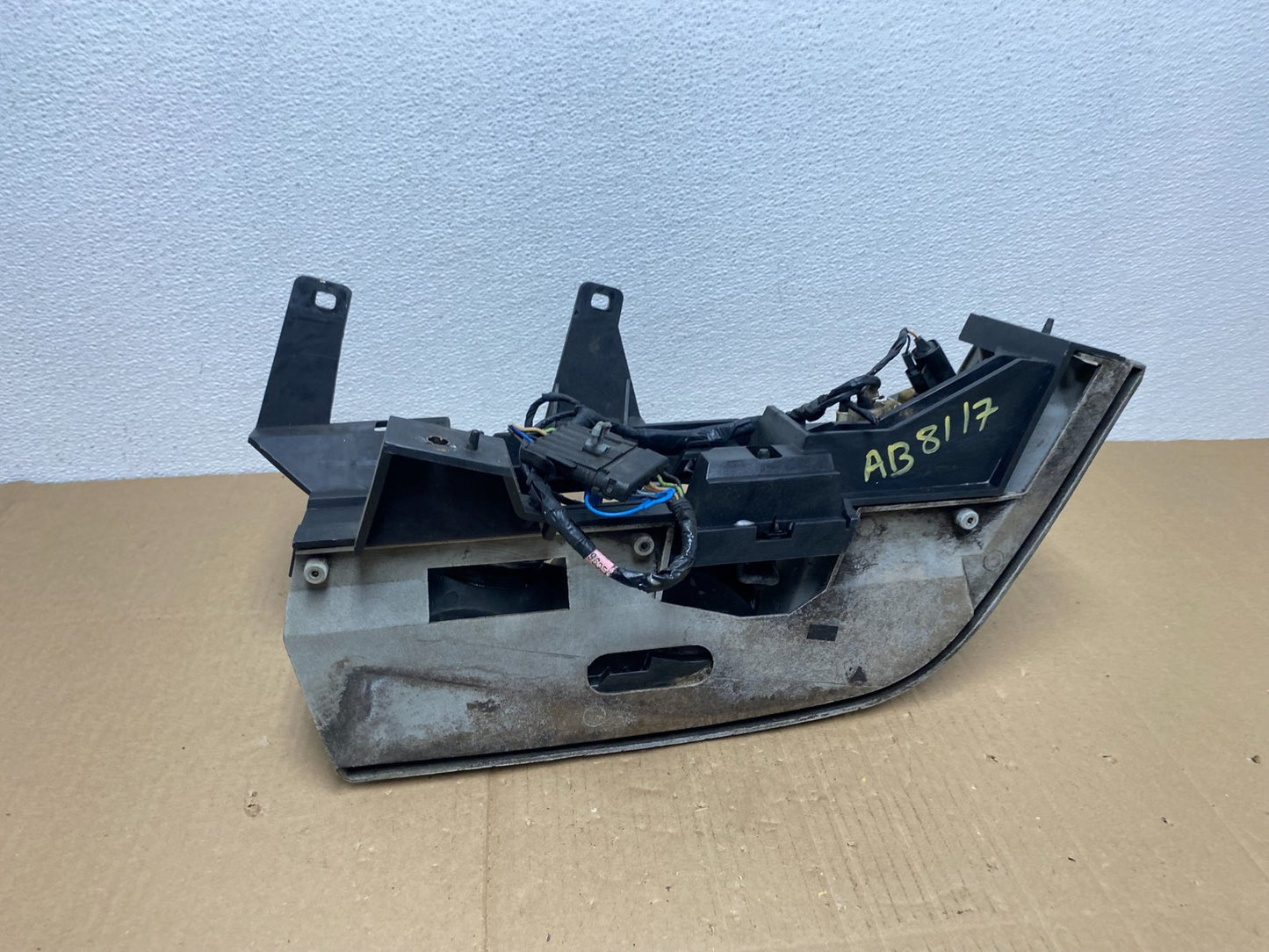 1992 to 2002 Cadillac Eldorado Right Passenger Headlight With Harness AB8117 DG6
