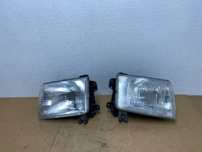 1998 1999 Nissan Frontier Left+Right Side Headlights Halogen Lamp AC3401 DW0