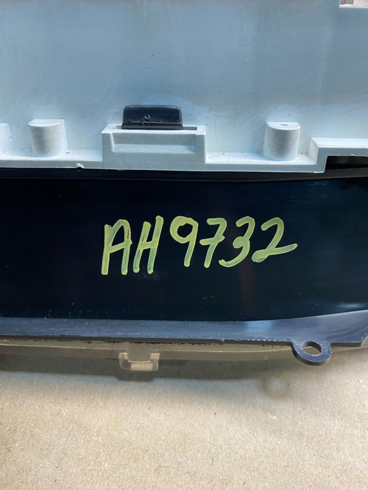 1999 - 2001 Ford F150 F-150 Speedometer Cluster Gauge AH9732 DG7