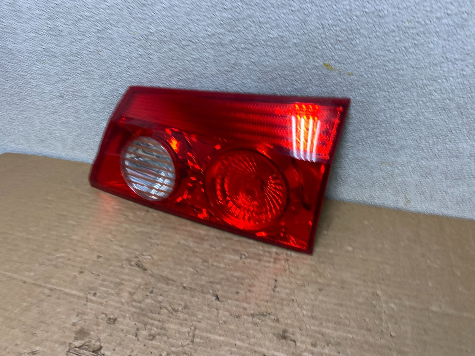 2006 to 2010 Toyota Sienna Right Passenger Side Rh Inner Tail Light Oem Z3061 DW1