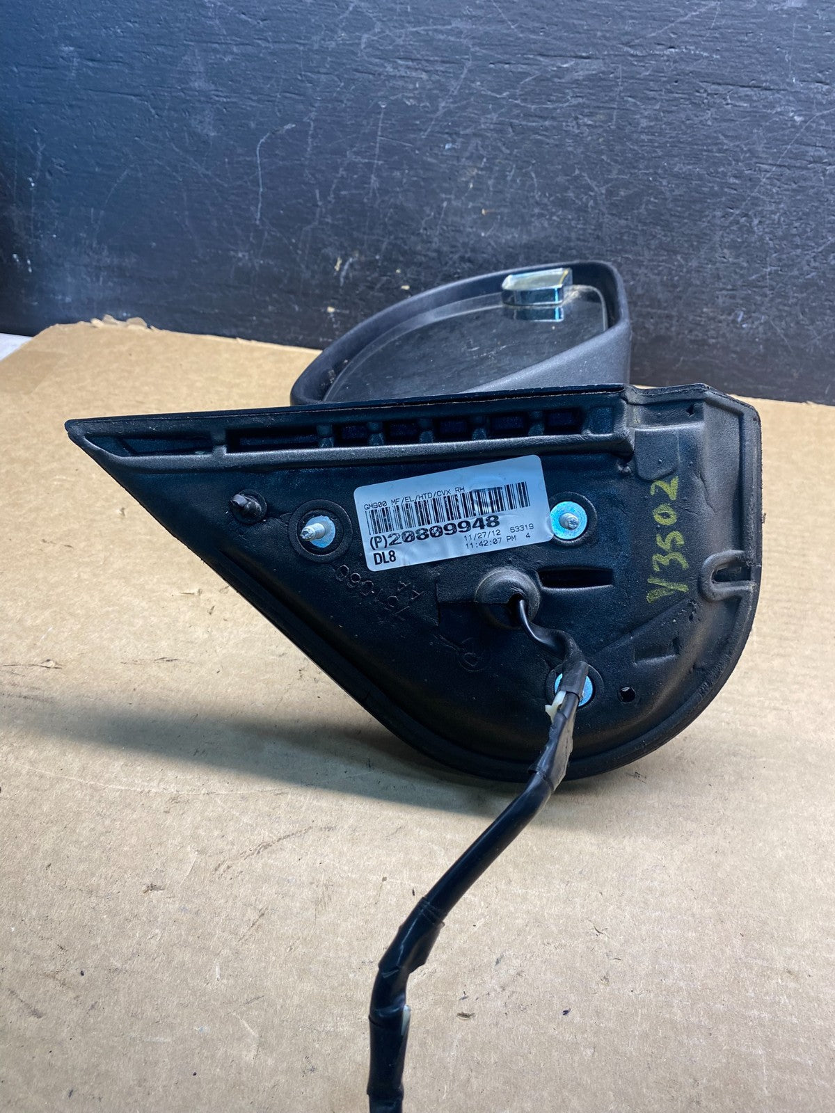 2007-2013 Chevrolet Tahoe Silverado Suburban Right Passenger Mirror AD9883 DW3