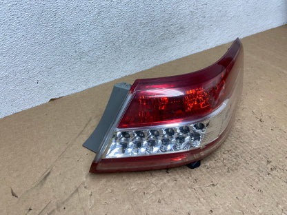 Led Trim 2010-2011 Toyota Camry Right Passenger Side Tail Light AG1187 LK2
