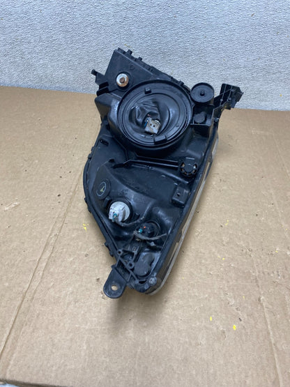 2004 - 2005 Toyota Prius Left Driver Lh Halogen Headlight U9809 DW11