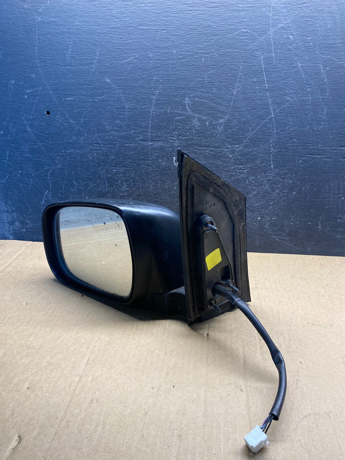 2004 to 2010 Toyota Sienna Left Driver LH Turn Signal View Mirror AG7102 DW11