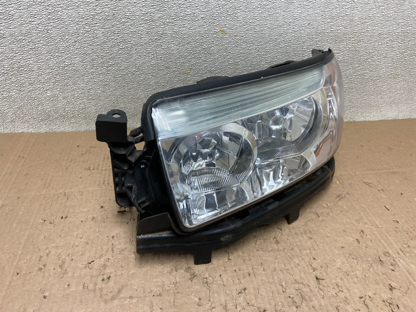2006 2007 2008 Subaru Forester Left Driver LH Headlight Halogen Oem Y0447 GD2