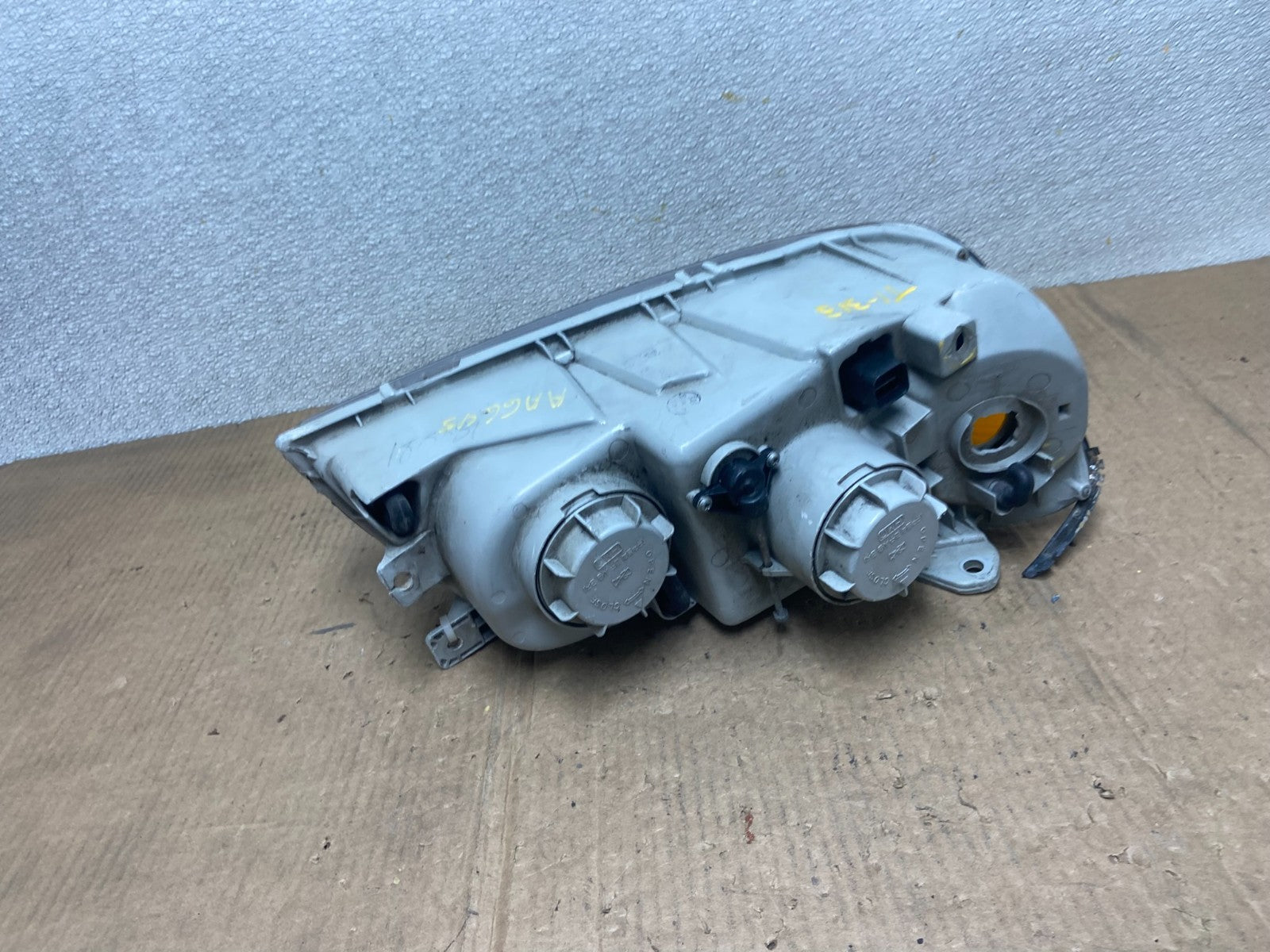 2001 2002 2003 Hyundai XG350 XG Left Driver LH Headlight Halogen Oem AA6645 DW6