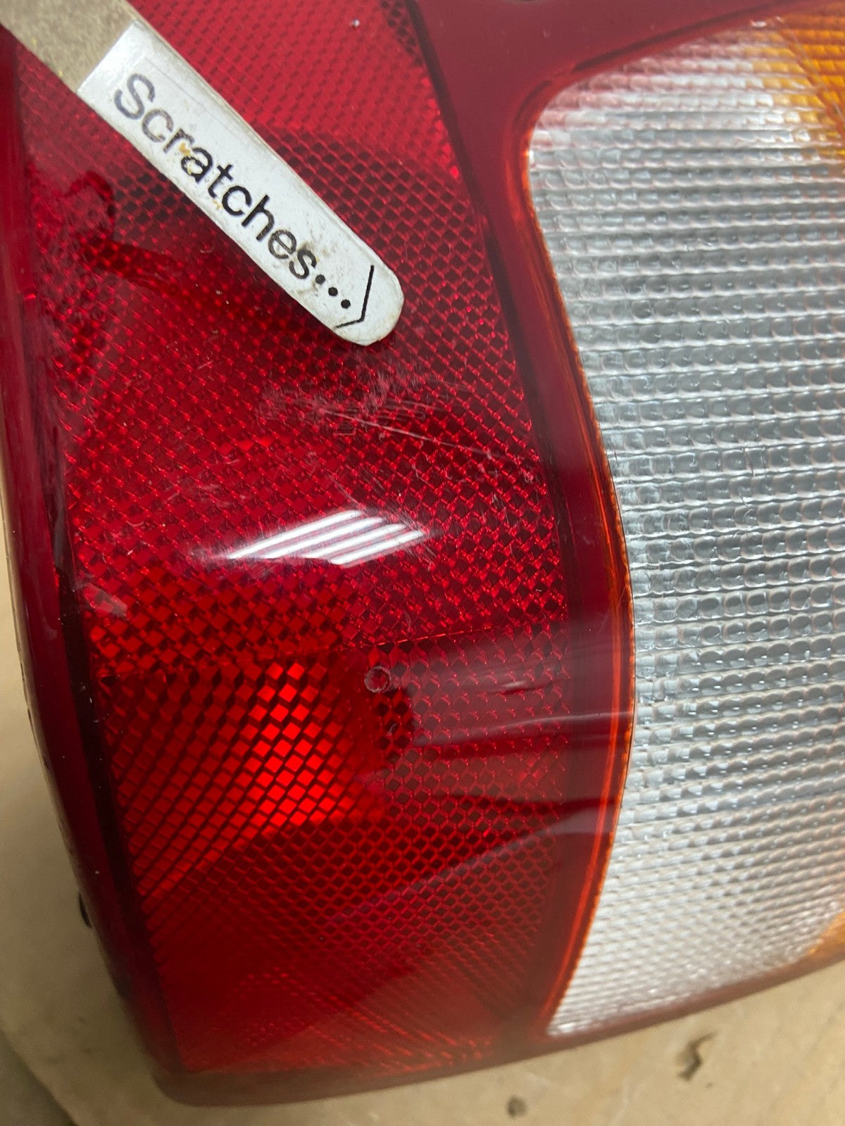 1999 - 2004 Jeep Grand Cherokee WJ Left Driver Lh Tail Light AD0907 LK3