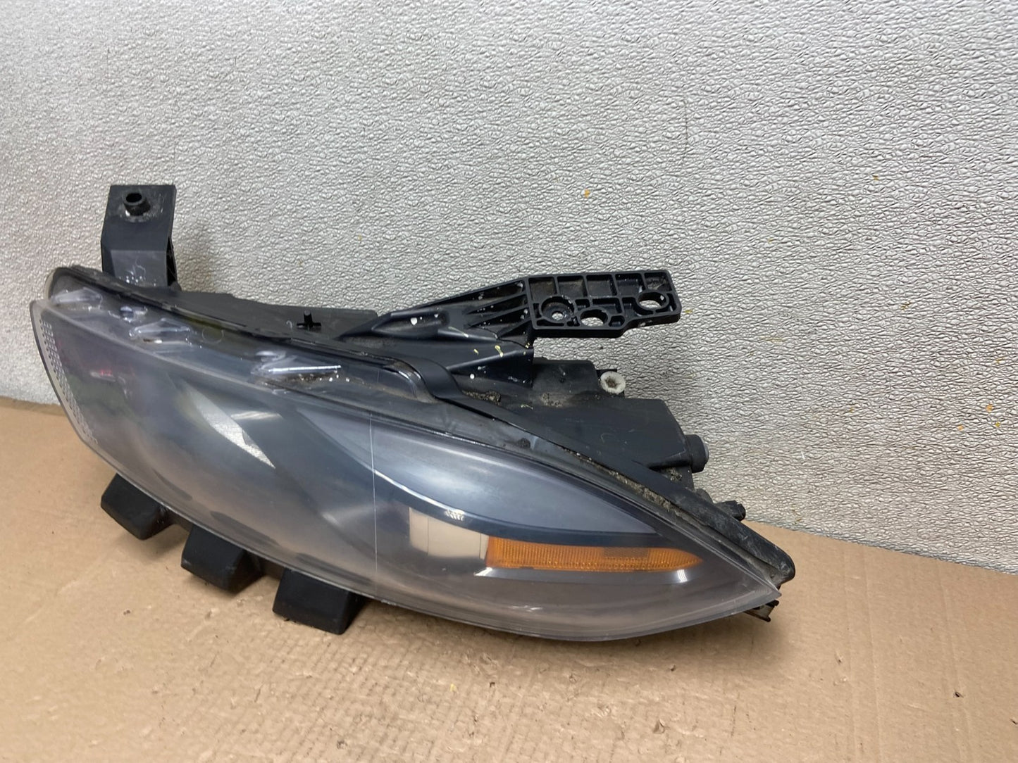 2013 to 2016 Dodge Dart Left Driver LH Halogen Black Headlight Oem AB2546 DW1