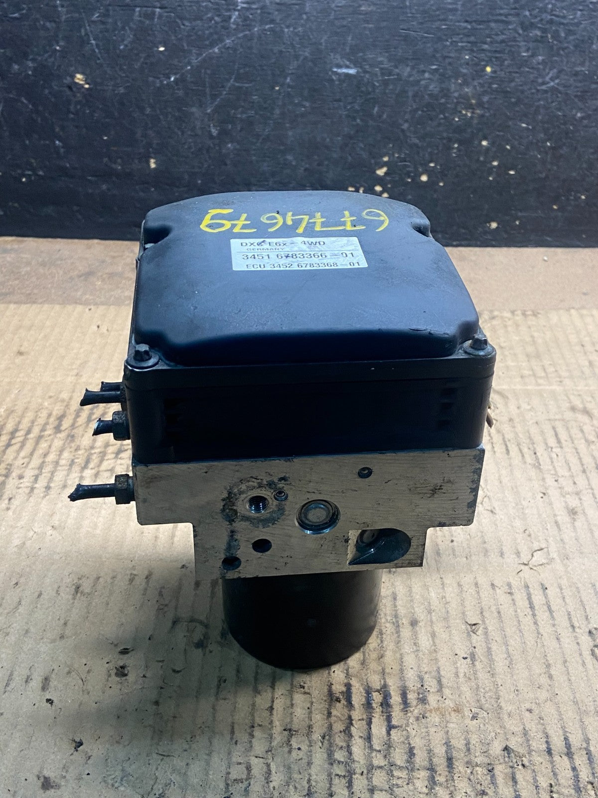 2008 to 2010 BMW 5-Series ABS Anti-Lock Brake Pump 3451 6783366-03 OEM Y4320 DG4