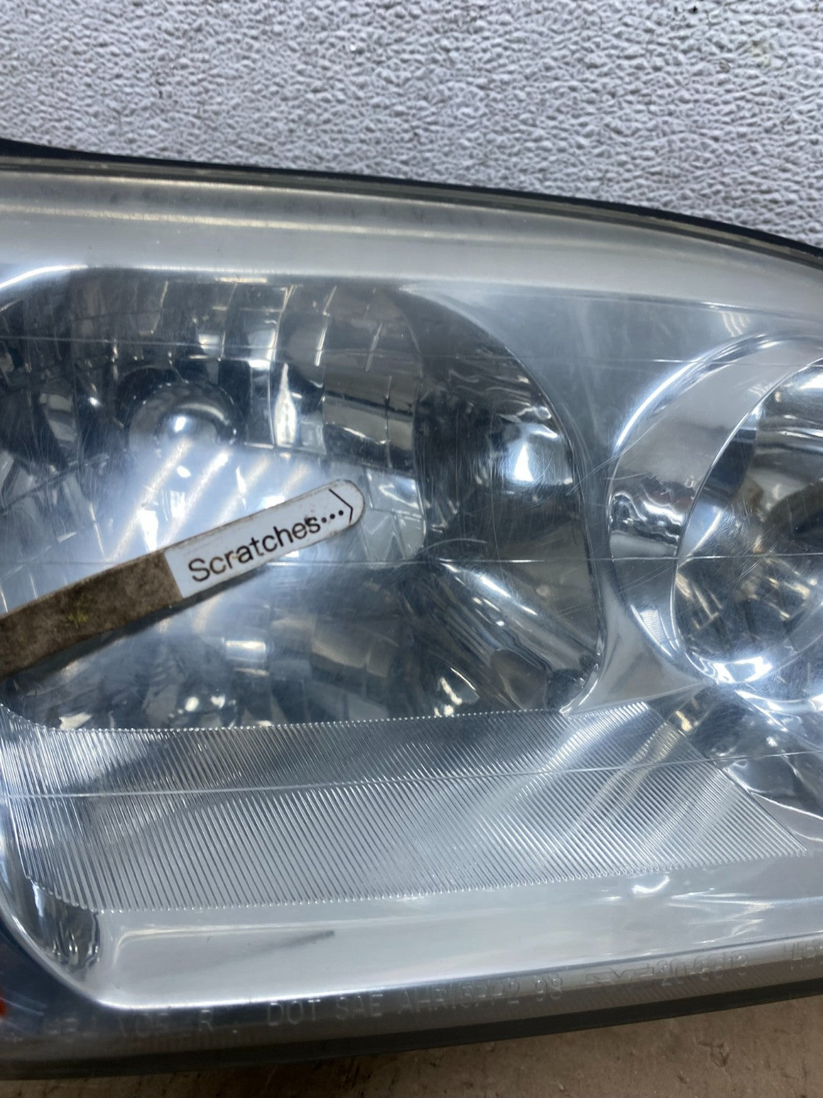 2001 to 2003 Acura MDX Passenger Right RH Headlight TYC AF3278 DW3