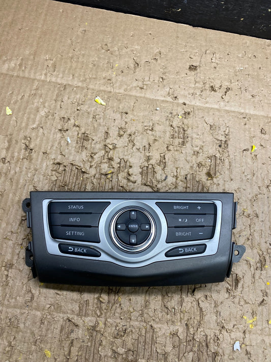 2009-2014 Nissan Murano AM FM Radio CD Control Panel V9973 DG0
