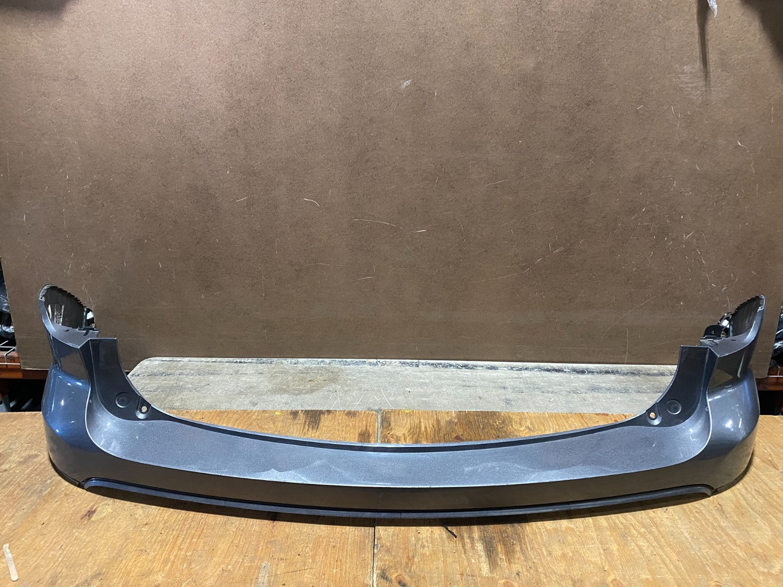 2011 to 2015 Ford Explorer Rear Upper Bumper Cover V7077 PS0