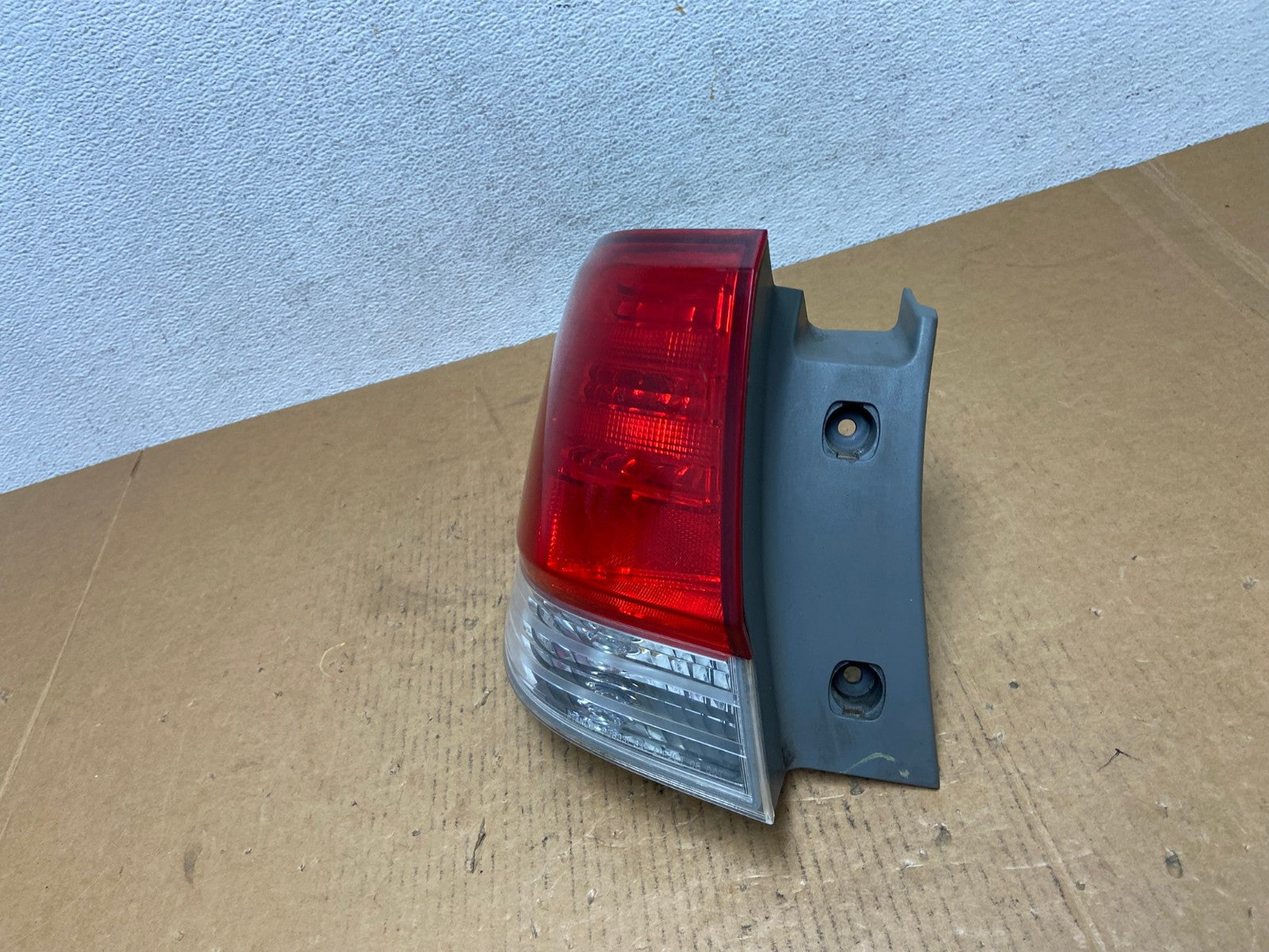 2008 2009 2010 Honda Odyssey Left Driver LH Side Tail Light AD9356 LK1
