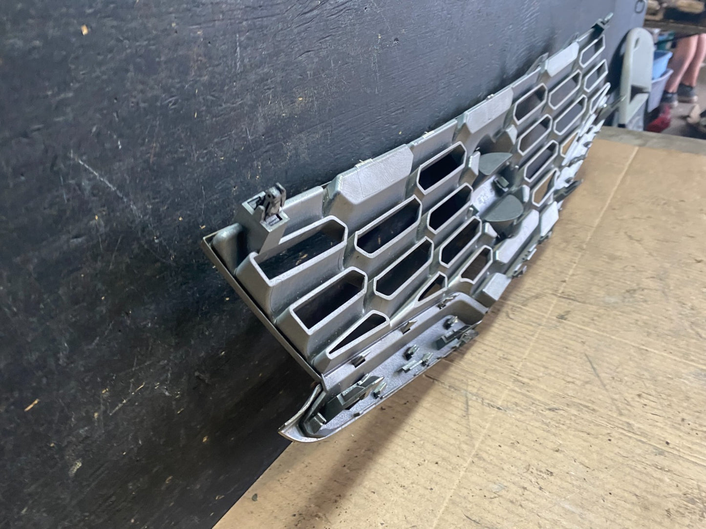 2008 to 2009 Nissan Altima Coupe Front Upper Grill Grille OEM R7889 DG10