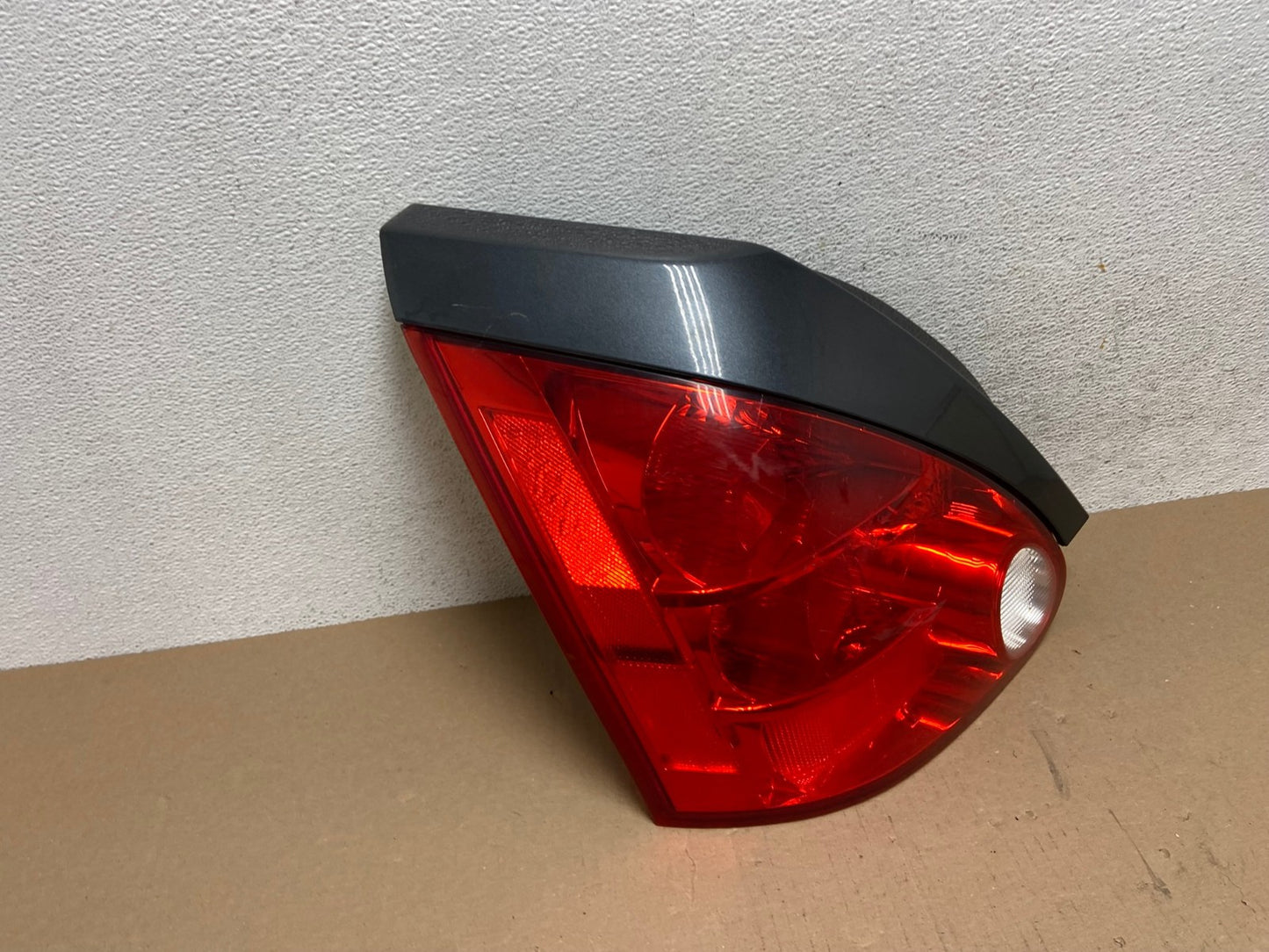 2004 2005 2006 2007 2008 Nissan Maxima Left Driver Lh Tail Light AE7195 LK2
