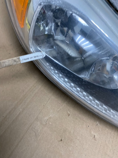 2015-2017 Ford Focus Right Passenger Rh Side Halogen Headlight AE9095 DW5