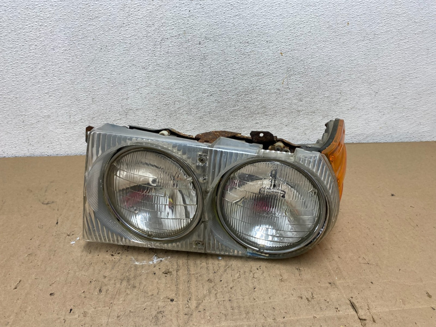 1972-1989 Mercedes R107 C107 SL SLC Class Left Driver LH Headlight AE6474 DW0