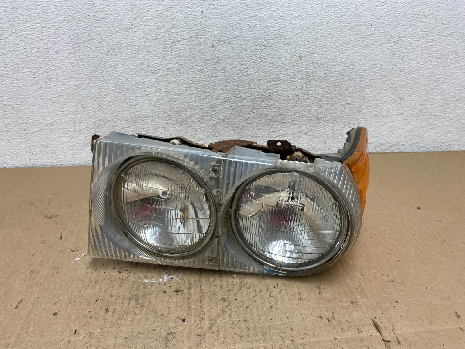 1972-1989 Mercedes R107 C107 SL SLC Class Left Driver LH Headlight AE6474 DW0