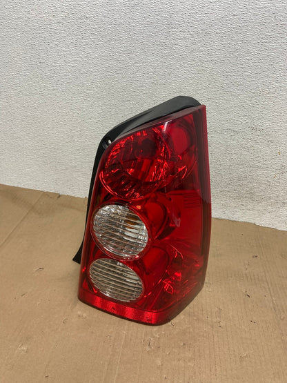 2005 2006 Mazda Tribute Right Passenger Rh Tail Light AE9114 LK0