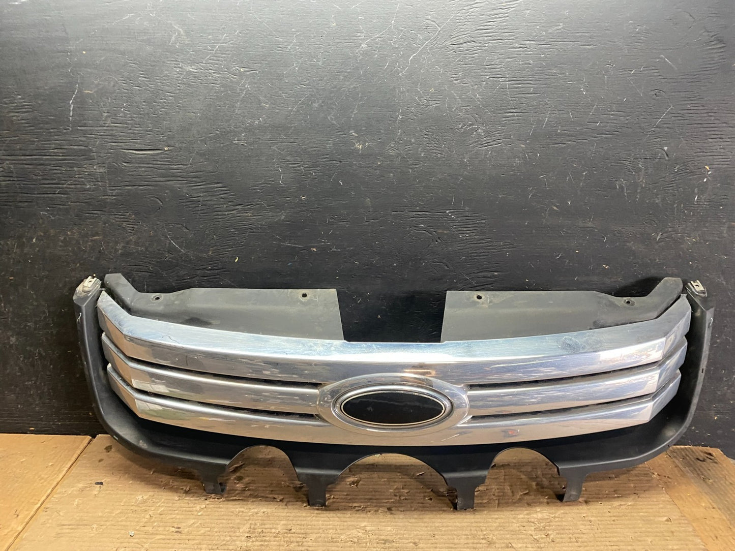 2006-2009 Ford Fusion Grill Grille With Emblem Upper Oem S5791 DG0