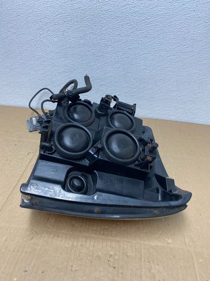 2002-2006 Cadillac Escalade Right Passenger Side Halogen Headlight AB8151 DW7