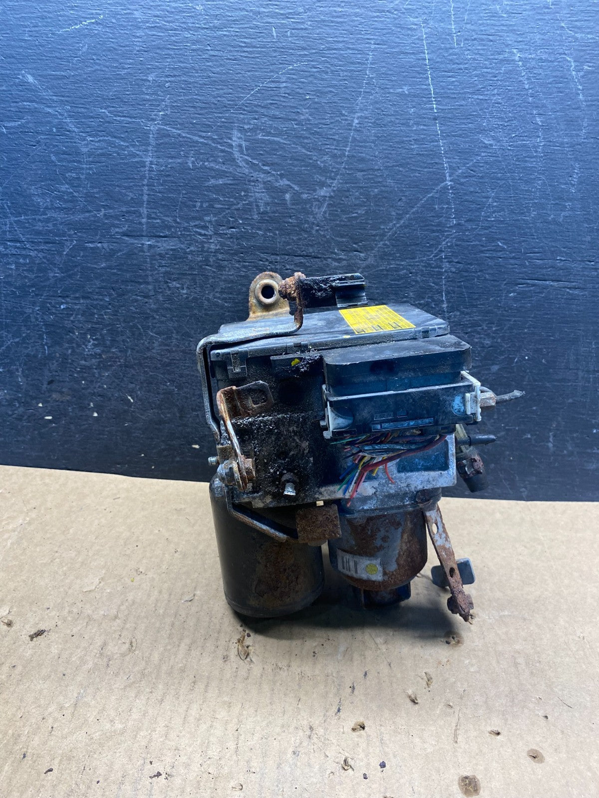 2004 - 2009 Toyota Prius ABS Brake Pump Anti Lock Module AG7227 DG4