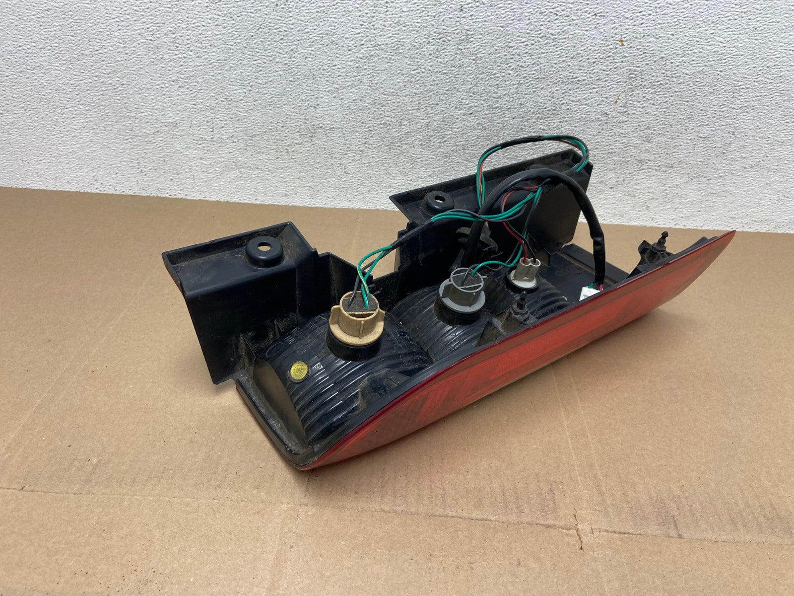2012 to 2021 Nissan NV1500 NV2500 NV3500 Right Passenger Tail Light AE6621 LK8